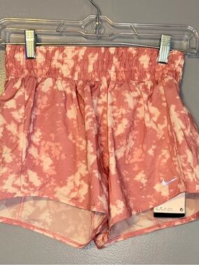 Nike Dri-FIT Tie Dye Training Shorts – Women’s XS 🌸🏃‍♀️
